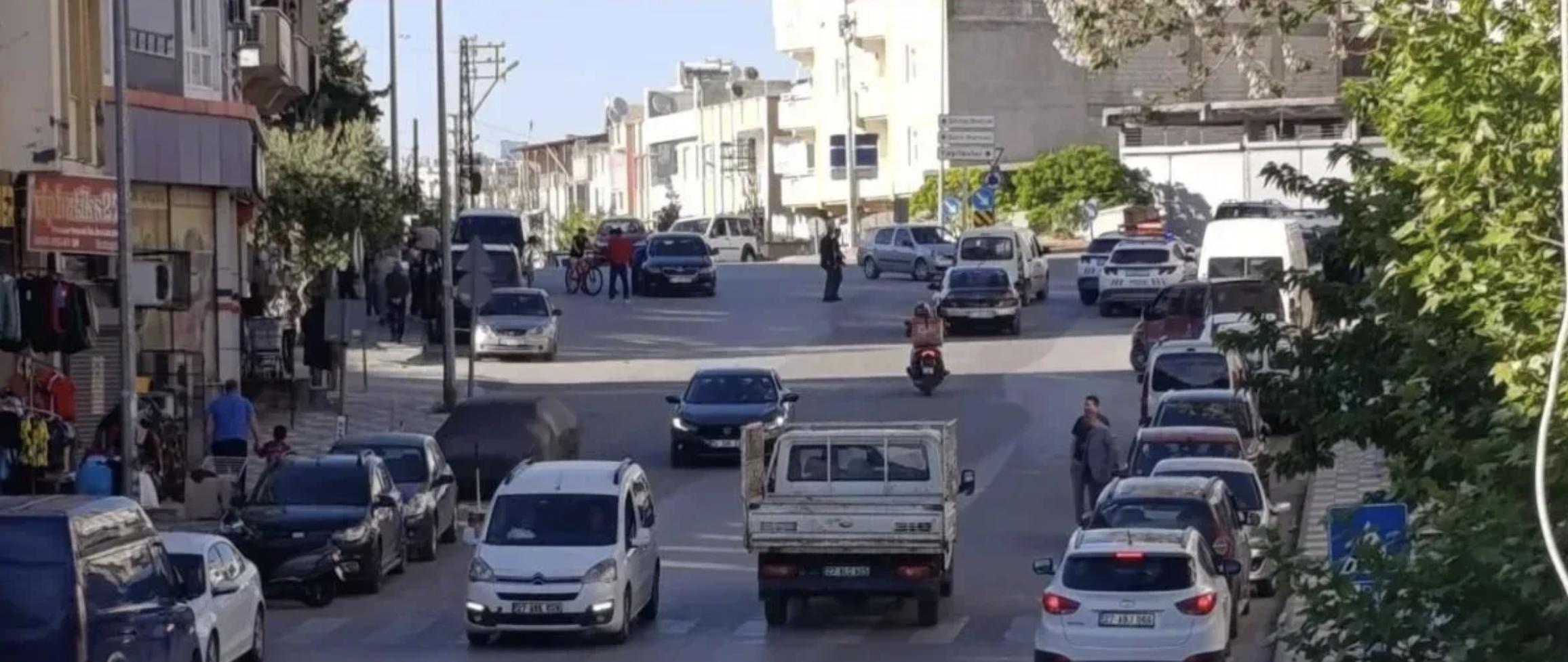 Gaziantep'te işyerini kurşun yağmuruna tuttular! Ekipler olay yerinde