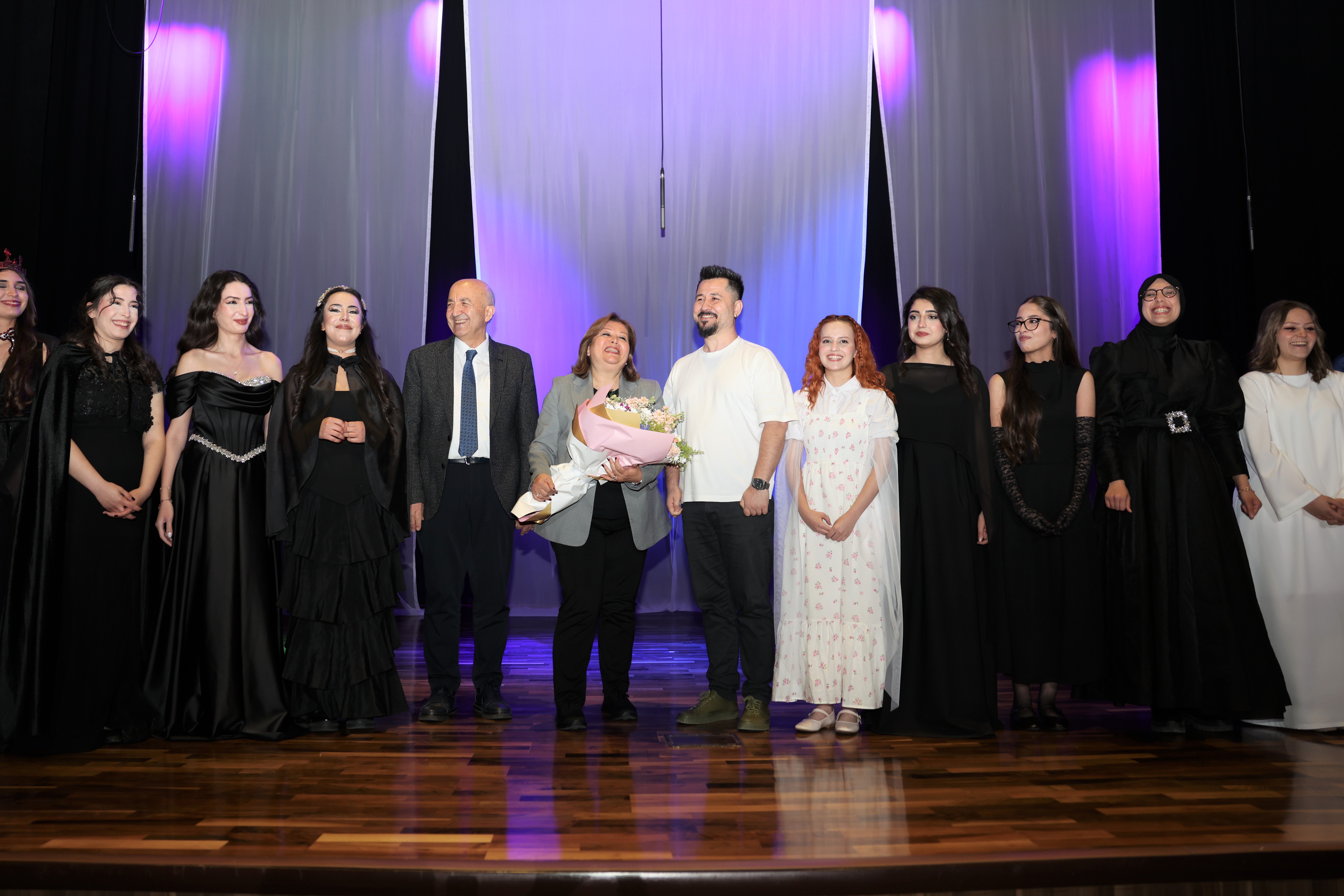 “Shakespeare’in İnsanları” Hasan Kalyoncu Üniversitesi’nde Sahnelendi