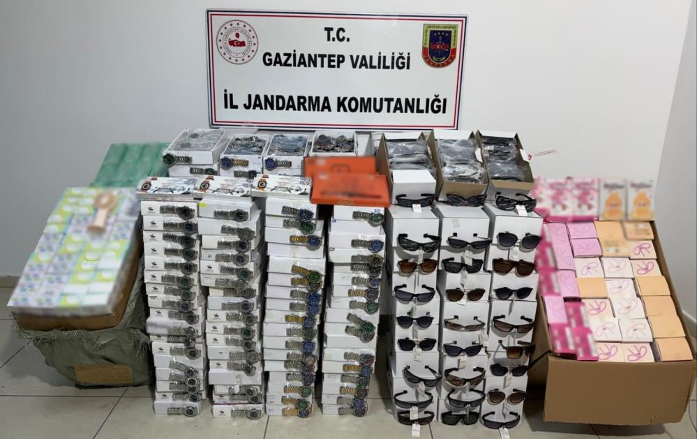 Gaziantep'te 4,5 milyon TL değerinde kaçak malzeme ele geçirildi: 1 gözaltı