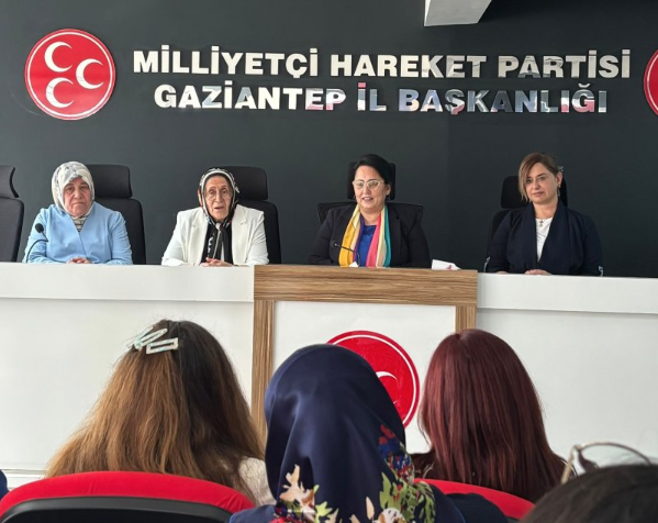 Gaziantep MHP'de 5 Nesil Bir Araya Geldi