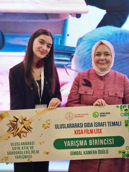 ERDEM KOLEJİ’NDEN ULUSLARARASI GURUR: MELEK ECEM GÜVEN’DEN ÖNEMLİ BAŞARI