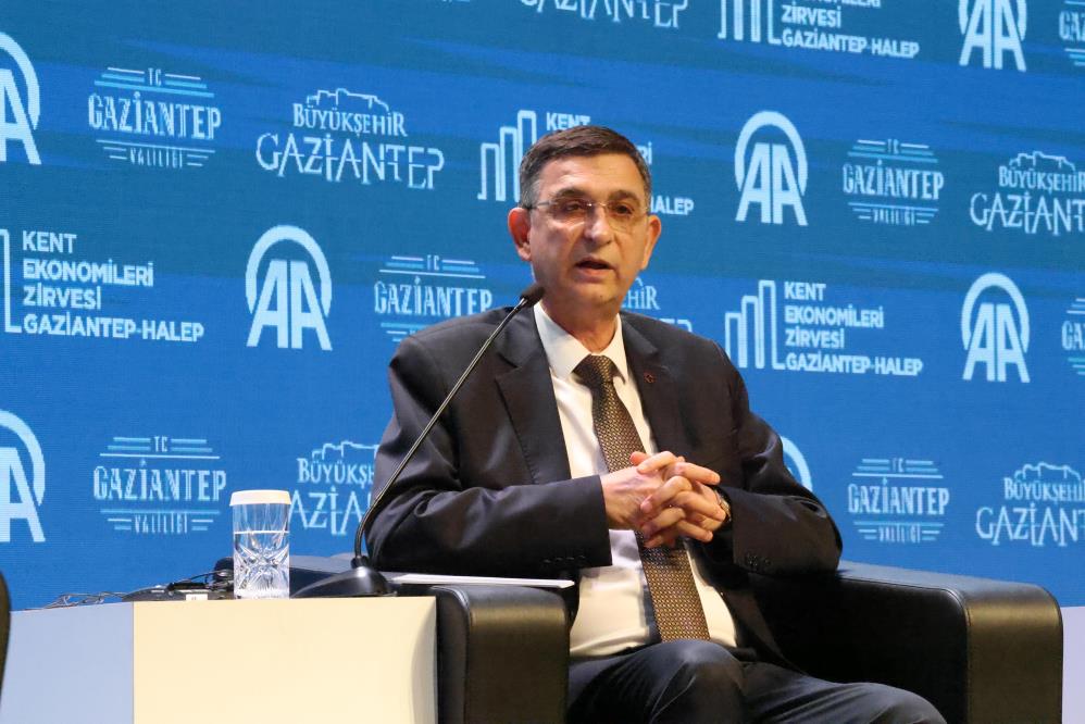 GSO Başkanı Ünverdi, Gaziantep-Halep Kent Ekonomileri Zirvesi'nde konuştu