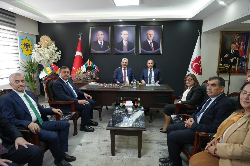 Bakan Bolat'tan MHP Gaziantep İl Başkanı Kılıç'a hayırlı olsun ziyareti