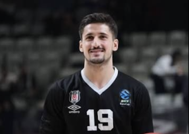 Gaziantep Basketbol Emir Adıgüzel'i kadrosuna kattı