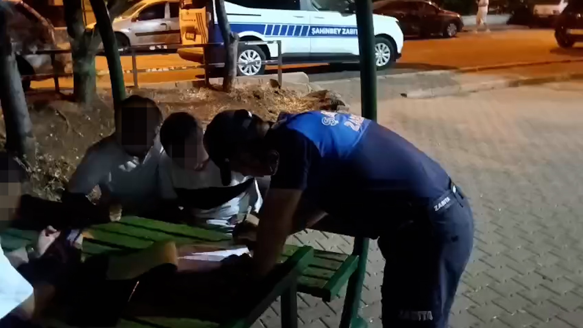 ŞAHİNBEY BELEDİYESİ’NDEN ÇEVREYİ KİRLETENLERE KAMERALI TESPİT ANINDA CEZA