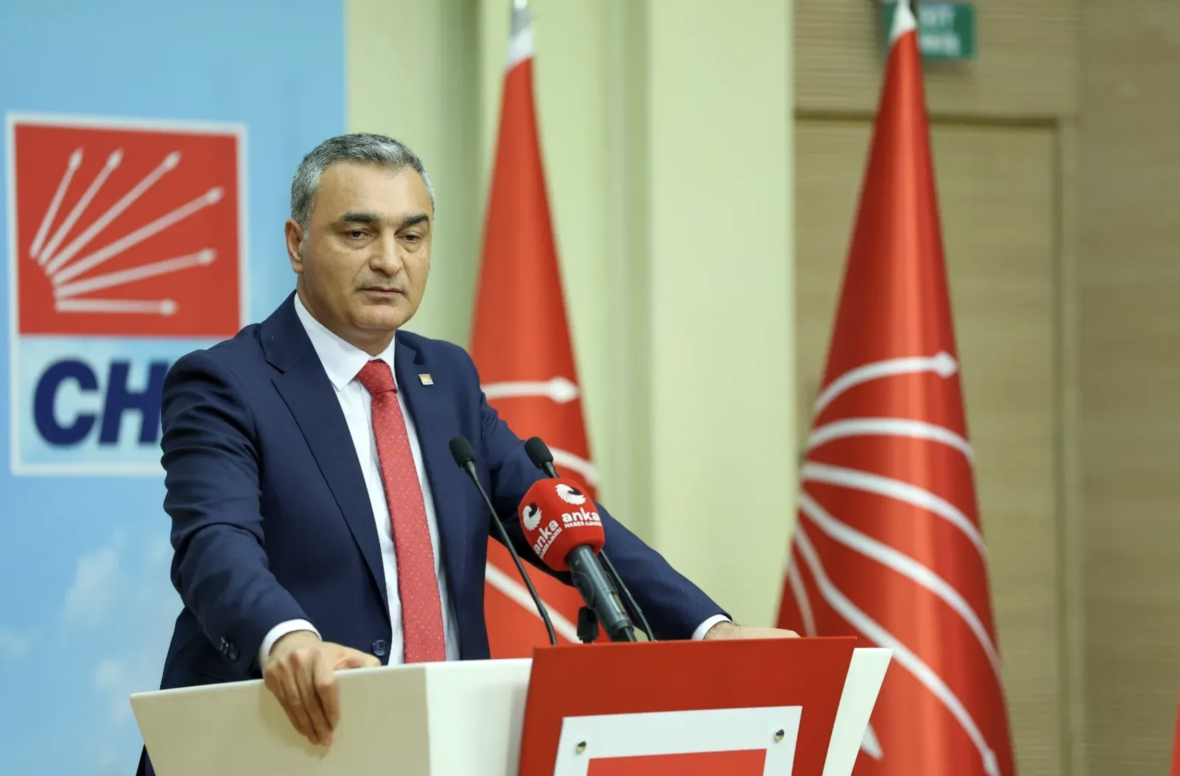CHP'de sular durulmuyor: 7 il başkanı görevden alındı