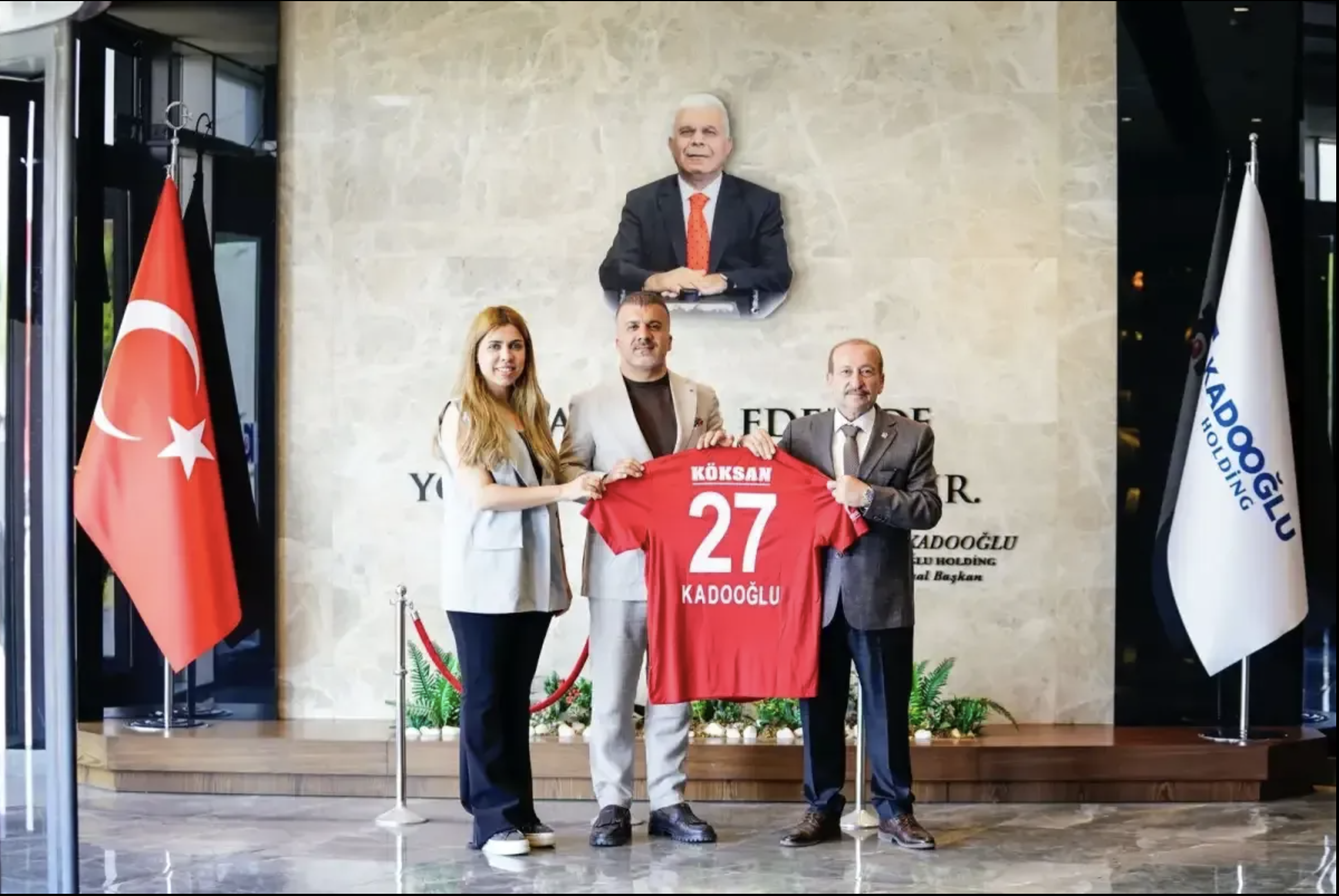 Gaziantep FK Yönetiminden Kadooğlu Holding'e Ziyaret