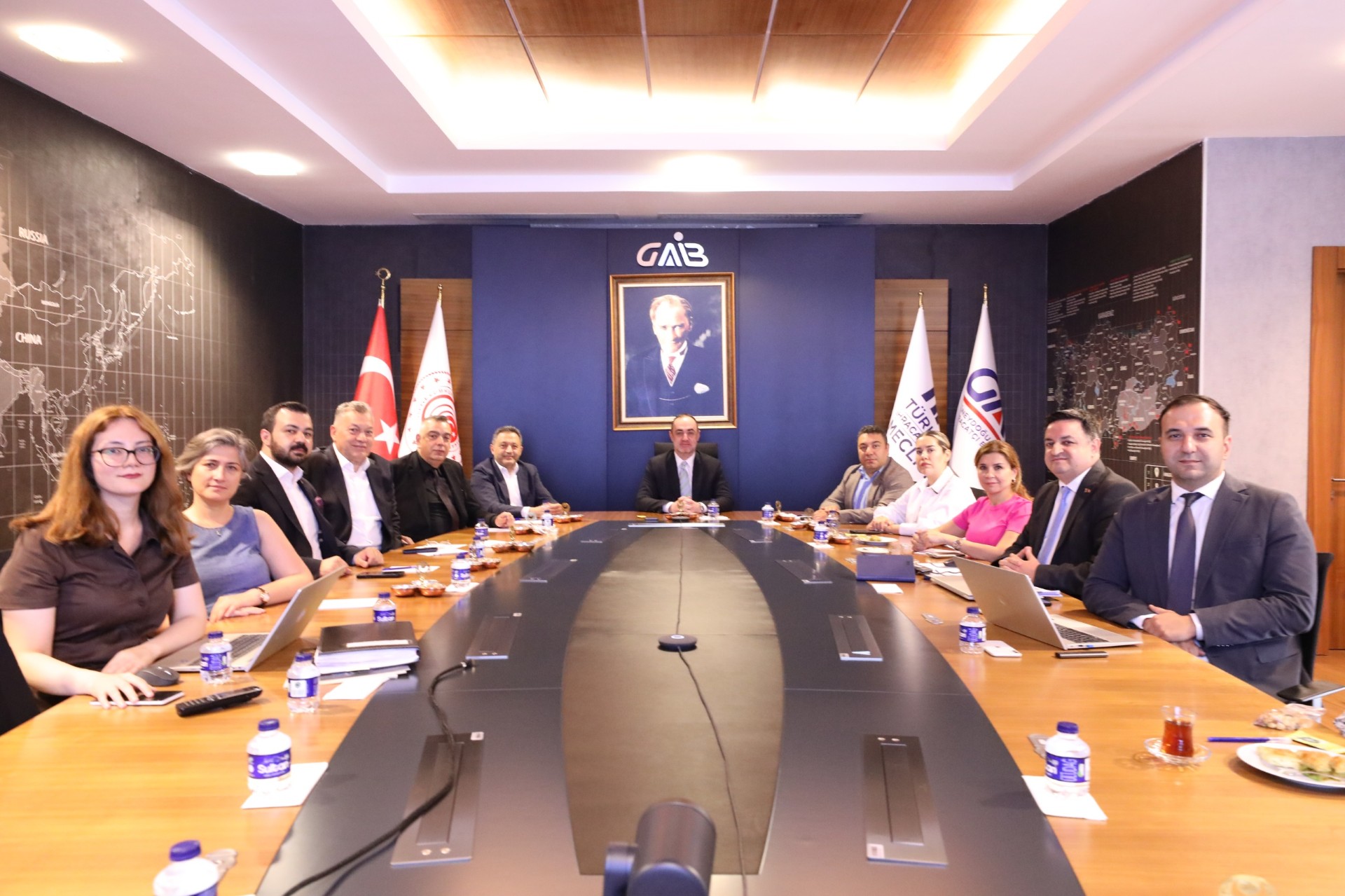 GAİB Başkanı Akcan’dan Tekstil Sektörüne Güçlü Mesaj: “Üretim ve İhracat Sürecek”