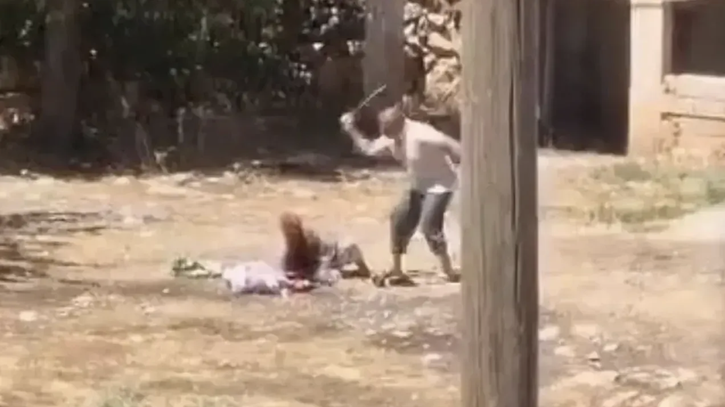 VAHŞET: Annesini sopayla komaya soktu: Karısını da boğarak öldürmüş!
