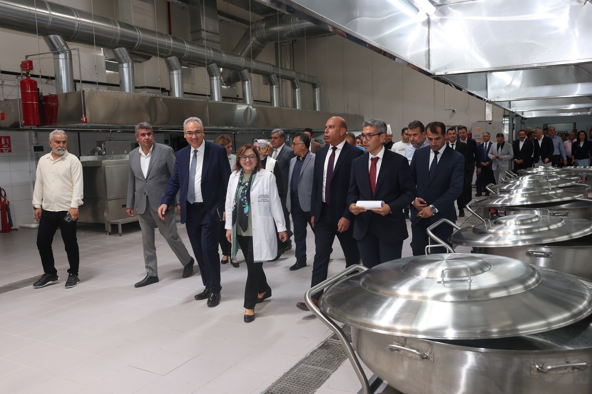 OTOMASYON SİSTEMİYLE HİJYENİK, GÜVENLİ VE LEZZETLİ YEMEKLER VATANDAŞLARLA BULUŞUYOR