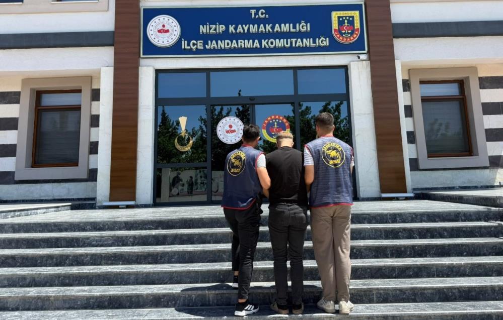 Kesinleşmiş 10 yıl cezayla aranan 2 şahıs yakalandı