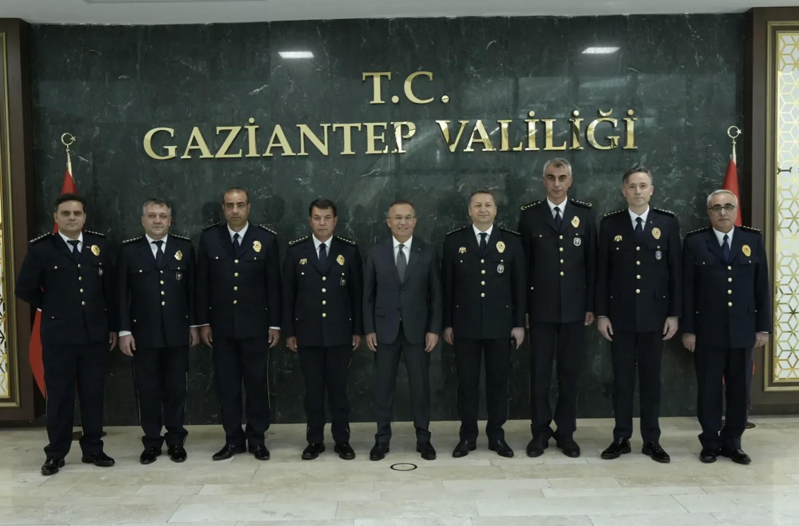 Gaziantep’te emniyet müdürleri yeni rütbelerini aldı