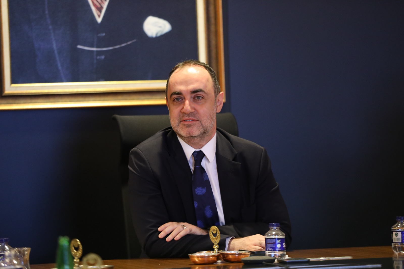 Mete Akcan: “Küresel Zorluklara Rağmen Tekstil Üretmeye ve İhracata Devam Ediyor”