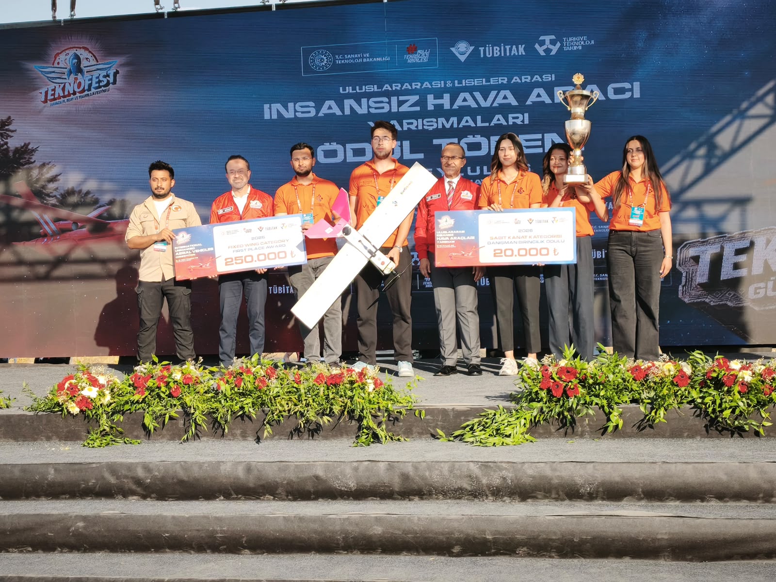 HKÜ TEKNOGARAJ Viento Takımı’ndan TEKNOFEST’te Çifte Ödül!