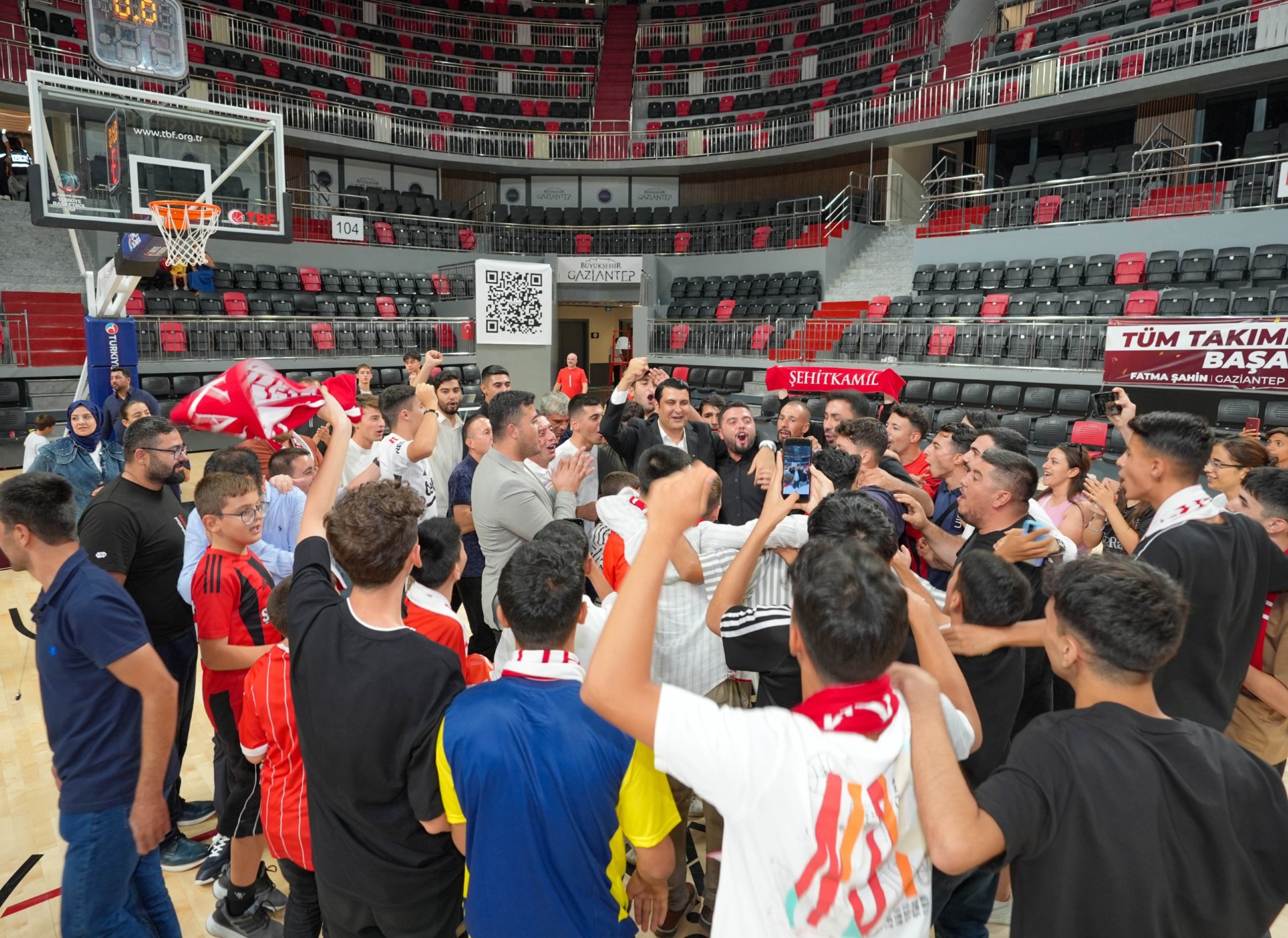 Gaziantep Basketbol Evinde Galibiyetle Başladı! Başkan Yılmaz’dan Tebrik