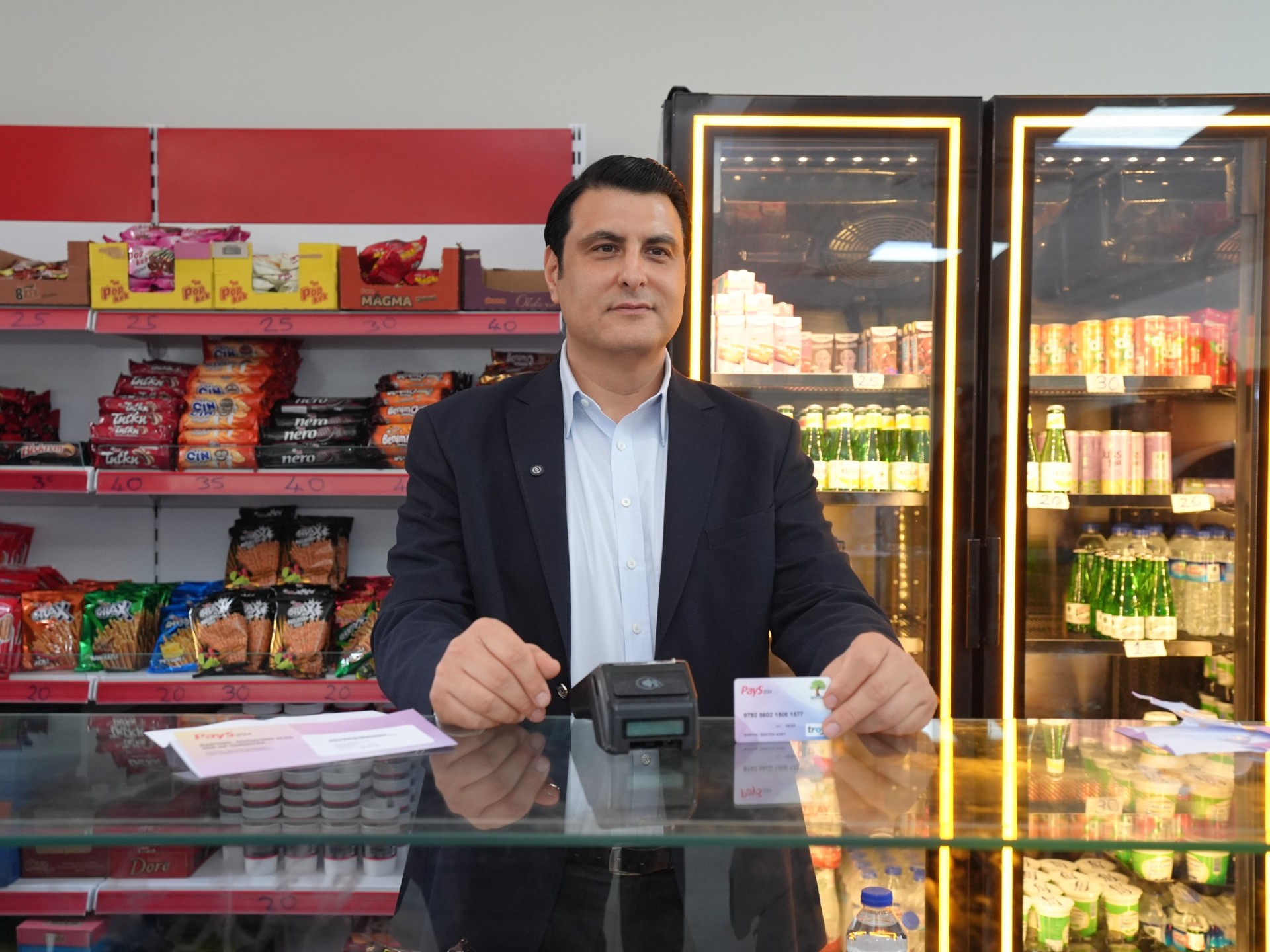 BAŞKAN YILMAZ’DAN BİR DESTEK DE LİSELİ ÖĞRENCİLERE