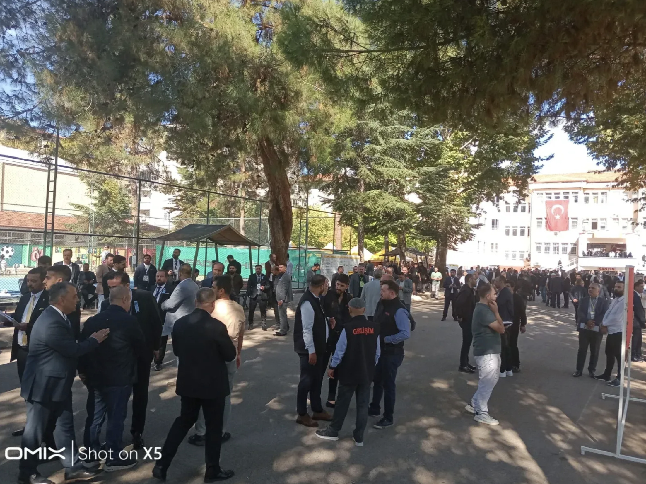 Gaziantep'te oda ve borsaların seçimi başladı, kuyruklar oluştu