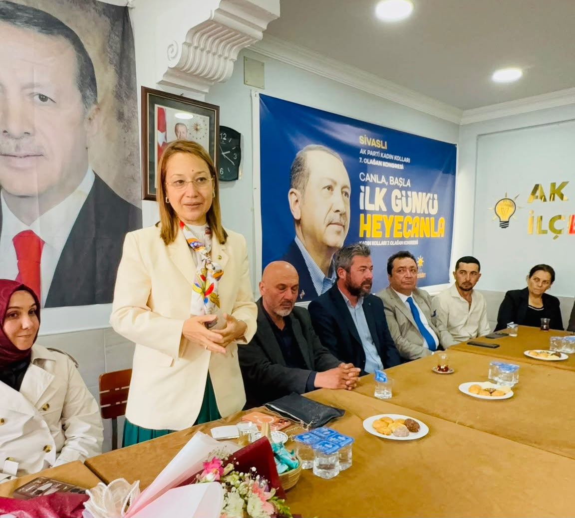 Bakbak, Türkiye Yüzyılı Buluşmaları’nda Uşaklılarla Buluştu