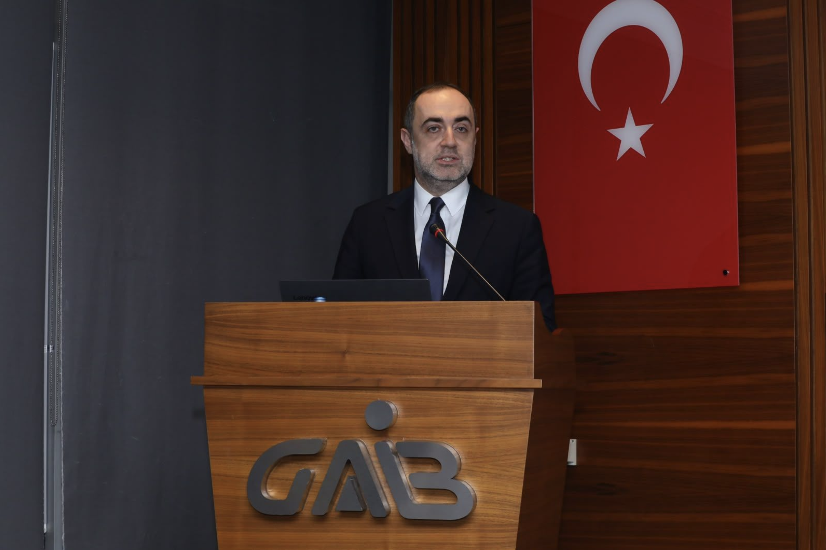 Mete Akcan: “Rekabetin Yolu Sorumlu Üretim Anlayışından Geçiyor”