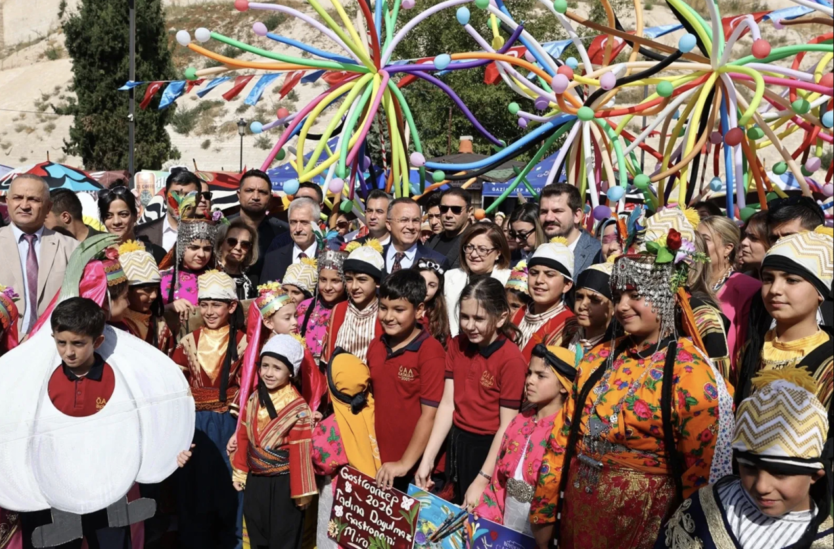 GastroAntep kapsamında kortej yürüyüşü düzenlendi
