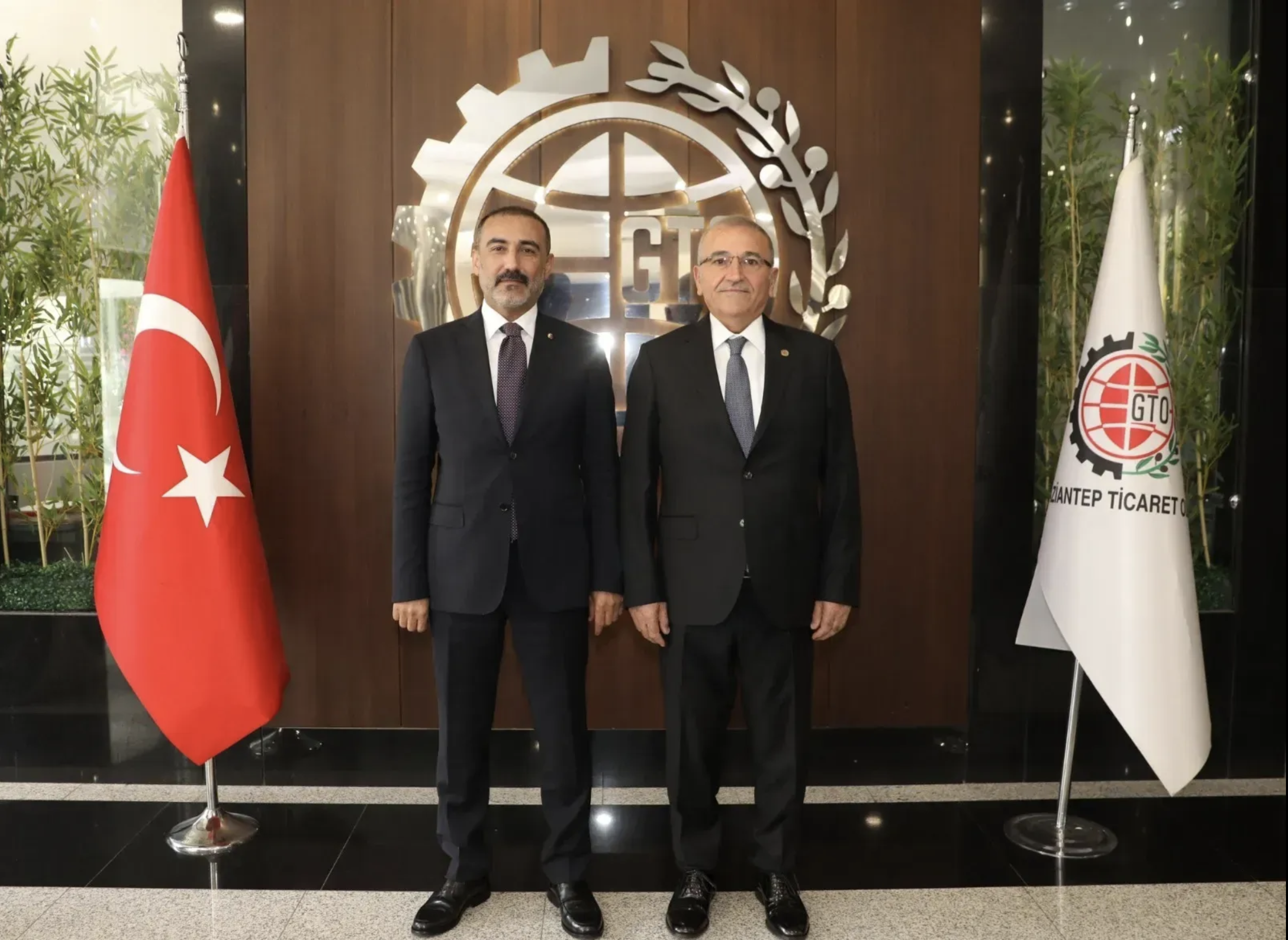 GTO'DA YILDIRIM GÜVEN TAZELEDİ, MECLİSİN YENİ BAŞKANI SARICA OLDU