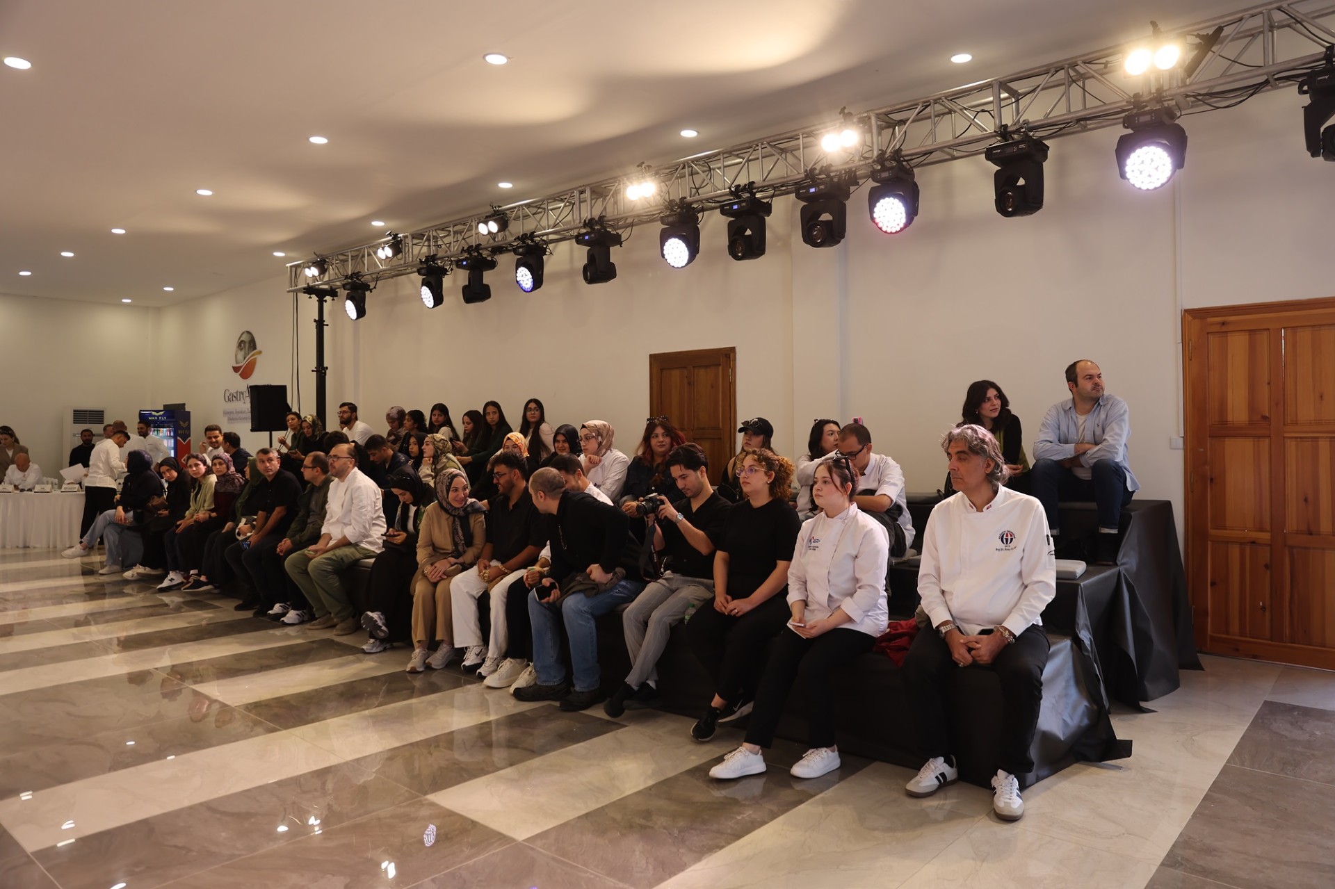 GastroAntep’te Üniversiteli Şeflerden Yerel Lezzet Yarışı!