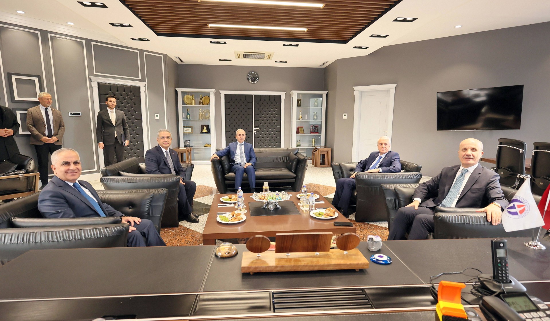 YÖK BAŞKANI ÖZVAR’DAN GAÜN REKTÖRLÜĞÜNE ZİYARET
