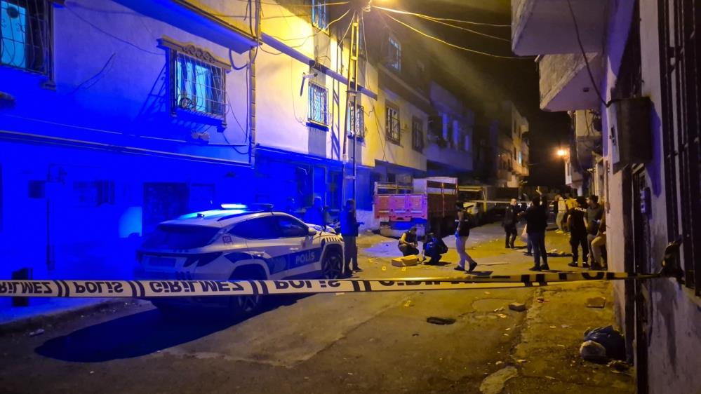 Gaziantep'te meydan savaşı gibi kavga: 6 yaralı