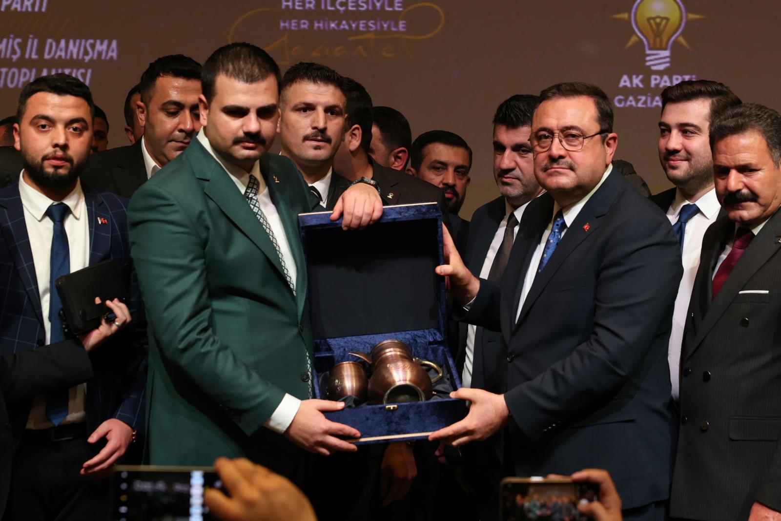 FEDAİOĞLU’NDAN ASILSIZ İDDİALARA TEPKİ: “SİYASETİNİZİ ALGI OPERASYONLARI ÜZERİNE KURMAYIN!”
