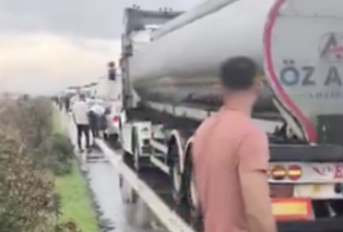 Gaziantep'in ünlü yolunda kuyruk oluştu