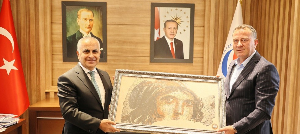 NİZİP BELEDİYE BAŞKANI ALİ DOĞAN’DAN GAÜN REKTÖRÜ PROF. DR. DOĞAN’A ZİYARET