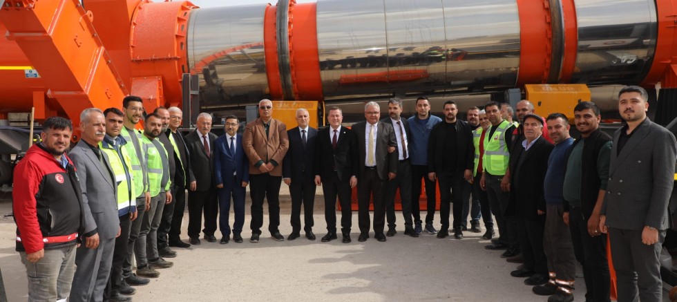 Nizip'te 40 yıllık asfalt şantiyesi yenilenerek hizmete açıldı