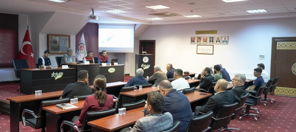 NTO’DA “ZEYTİNYAĞI SEKTÖRÜNDE HİJYEN, AMBALAJ VE MEVZUAT” BİLGİLENDİRME TOPLANTISI GERÇEKLEŞTİRİLDİ