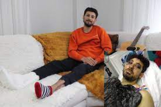 Öldü sanılıp ceset torbasına konan depremzede genç, depremin acılarını şarkıyla anlattı