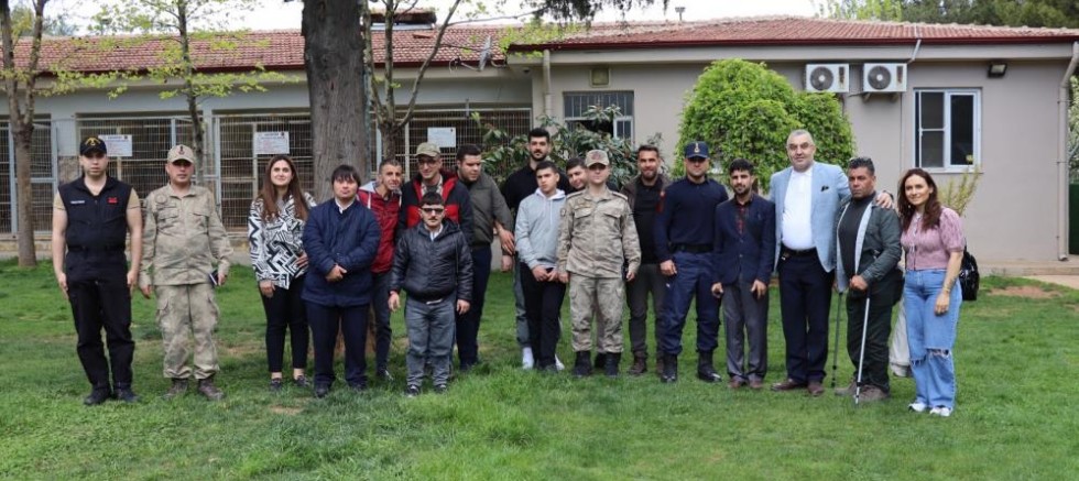 Özel gençlerden jandarmaya özel ziyaret