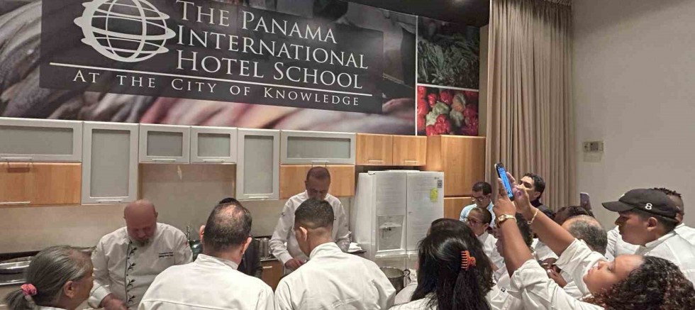 Panamalılar en çok yoğurtlu patates, bulgur pilavı ve kuru dolmayı sevdi