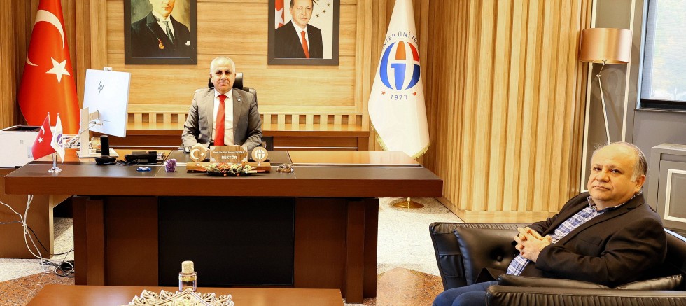 REKTÖR DOĞAN’DAN TÜBA ASİL ÜYESİ PROF. DR. ÇEVİK’E TEBRİK