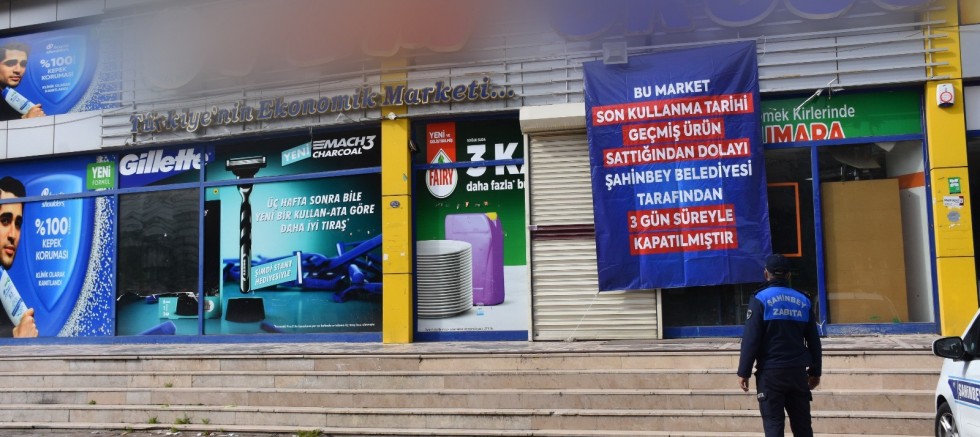 ŞAHİNBEY BELEDİYESİ TARİHİ GEÇMİŞ ÜRÜN SATAN 6 İŞYERİNİ KAPATTI