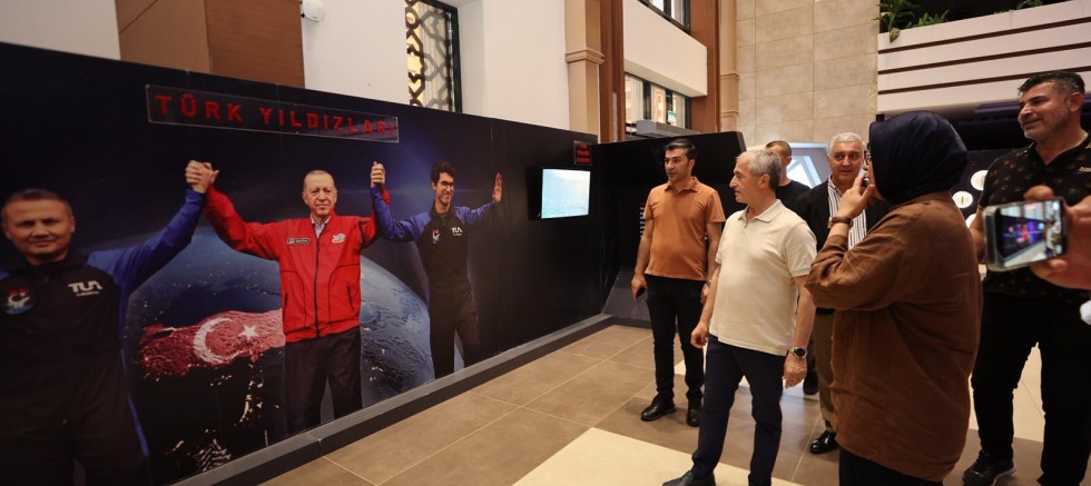 ŞAHİNBEY BELEDİYESİ ‘UFKUN ÖTESİNDE’ SERGİSİNE EV SAHİPLİĞİ YAPIYOR