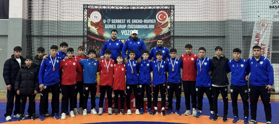 ŞAHİNBEY BELEDİYESPOR U17 GÜREŞTE GRUP ŞAMPİYONU!