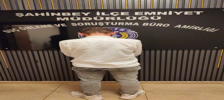 Şahinbey’de Ruhsatsız Silah ve Kumar Operasyonu: 4 Şüpheli Yakalandı