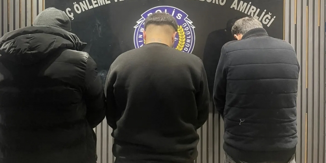 Şahinbey’de Ruhsatsız Silah ve Uyuşturucu Operasyonu: 3 Gözaltı