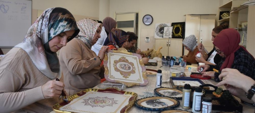 Şahinbeyli kadınlar üretiyor