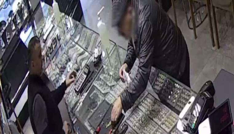 Sahte altınla büyük vurgun!