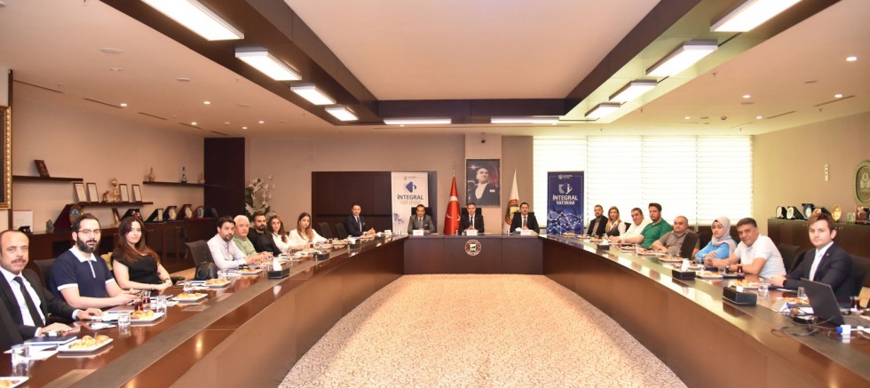 SANAYİCİLER İÇİN HALKA ARZ VE ALTERNATİF FİNANSMAN KAPILARI GSO’DA ANLATILDI