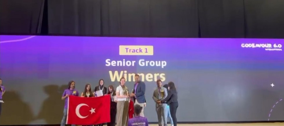 SANKO OKULLARI ÖĞRENCİLERİ YAPAY ZEKA YARIŞMASINDA DÜNYA BİRİNCİSİ OLDU