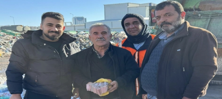 Şaşkınlık Yaratan Olay: Para Yerine Çöp Poşetiyle Bankada