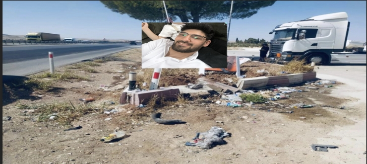 Savrularak yol kenarındaki kaldırıma çarpan motosikletin sürücüsü hayatını kaybetti