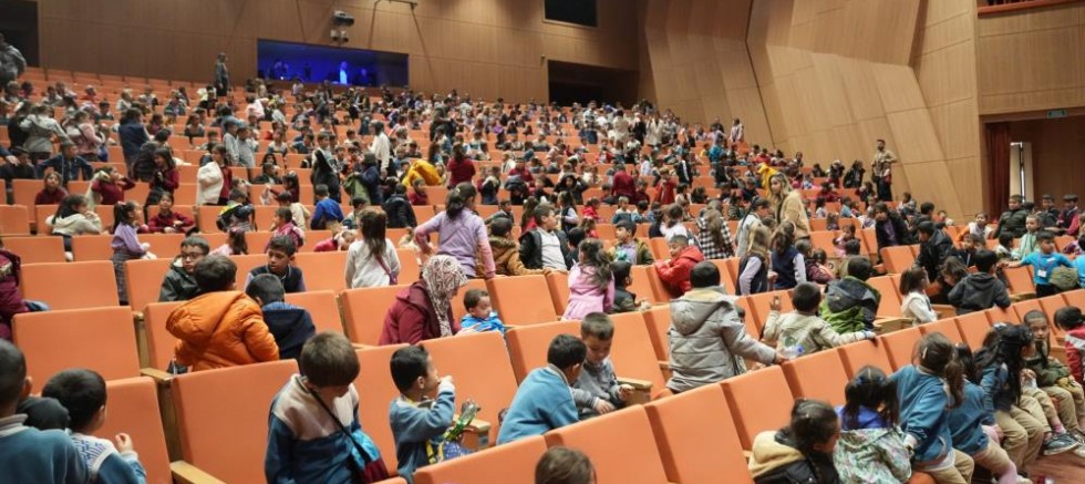 Şehitkamil 3. Çocuk Tiyatrosu Günleri’nde perde açıldı