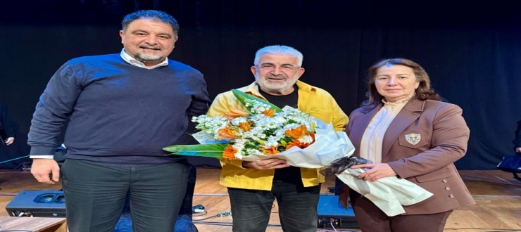 ŞEHİTKAMİL’DE 25 ARALIK COŞKUSU KAHRAMANLIK TÜRKÜLERİYLE TAÇLANDI